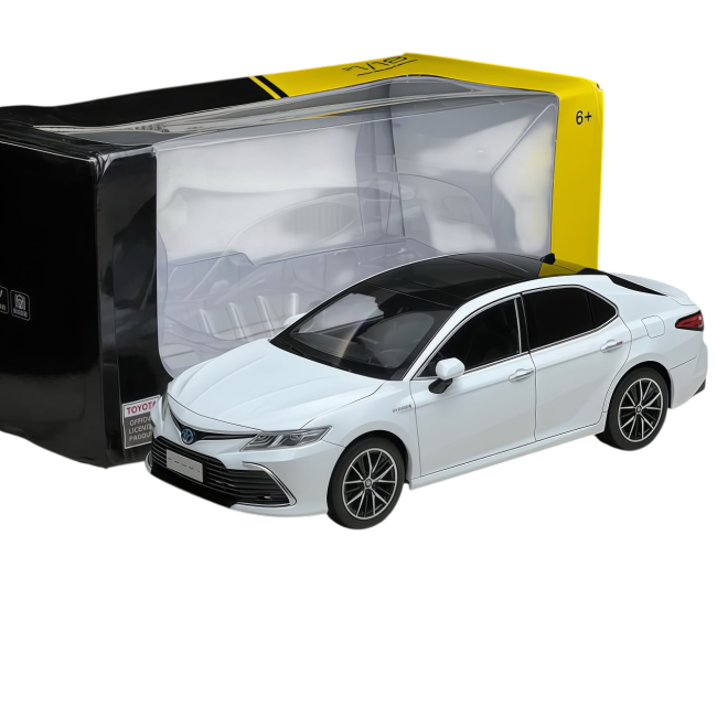 Toyota Camry XV70 1:18 (Біла)